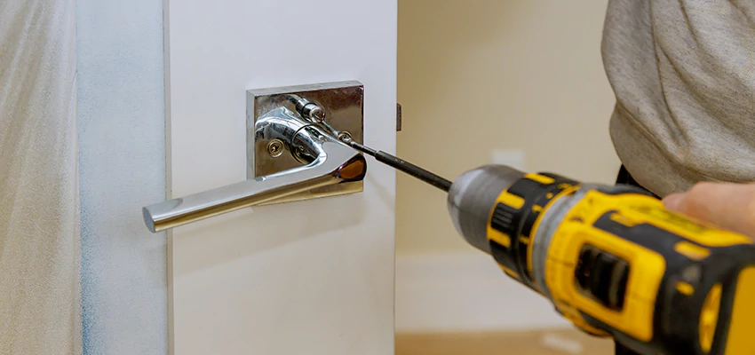 After-hours Locksmith  For Lock Troubleshooting in Greenacres, California